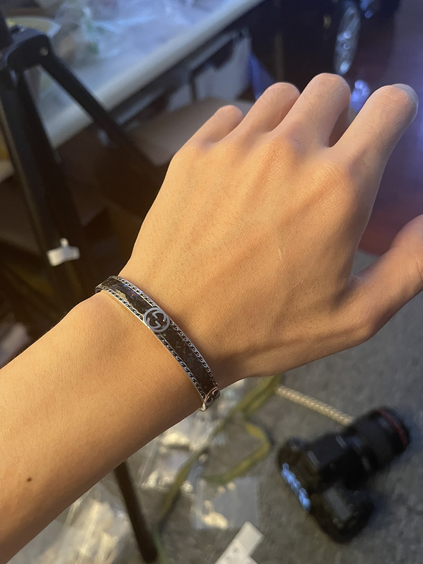 [TOP] GUCCI Black Enamel Bracelet