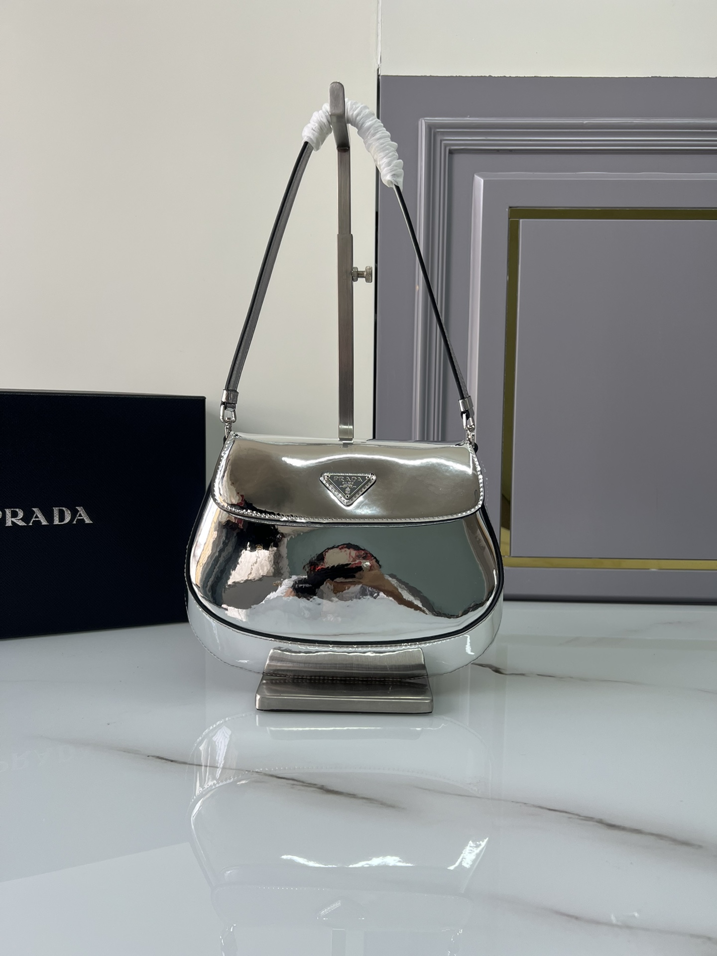 [Top] PRADA Retro Cleo Underarm Bag 23x18x4 cm - Nine Colors