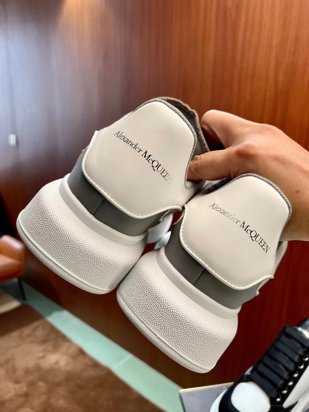 [TOP] Alexander McQueen Alexander Couple Style Sneakers - 5 Colour