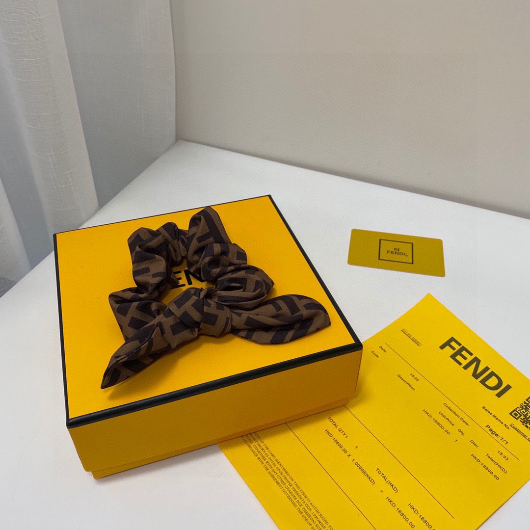 [TOP] FENDI Rabbit Ear Bow Head Rope