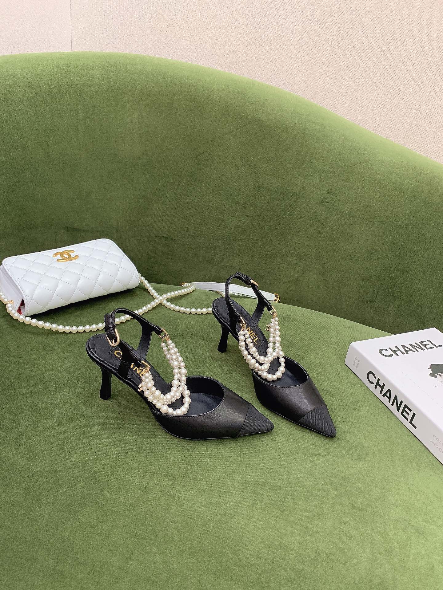 [TOP] CHANEL Pearl High Heels - 3 Colors - 8cm