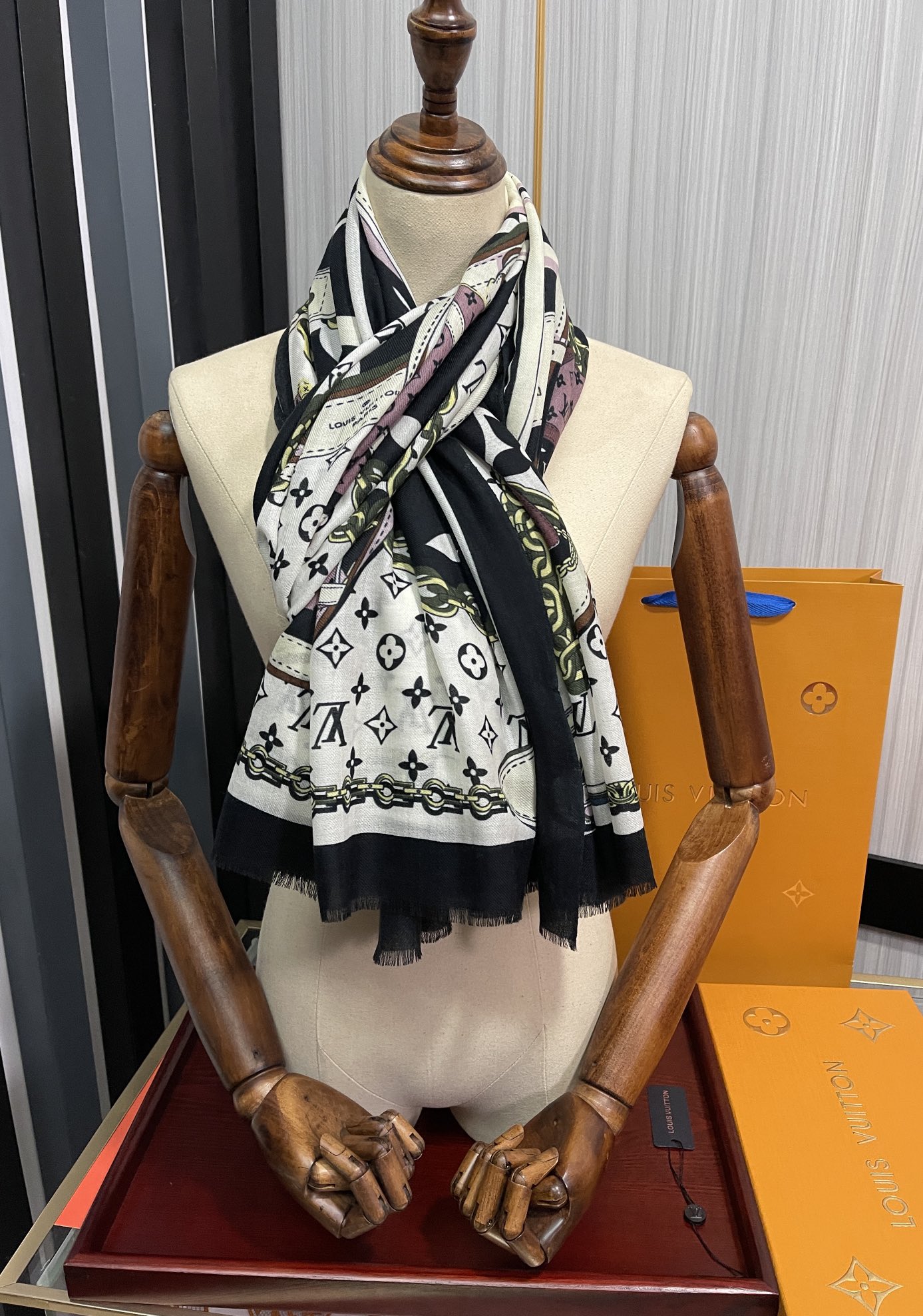 [TOP] Louis Vuitton LV Monogram Printed Cashmere Scarf 100 x 200 cm - 3 Colors