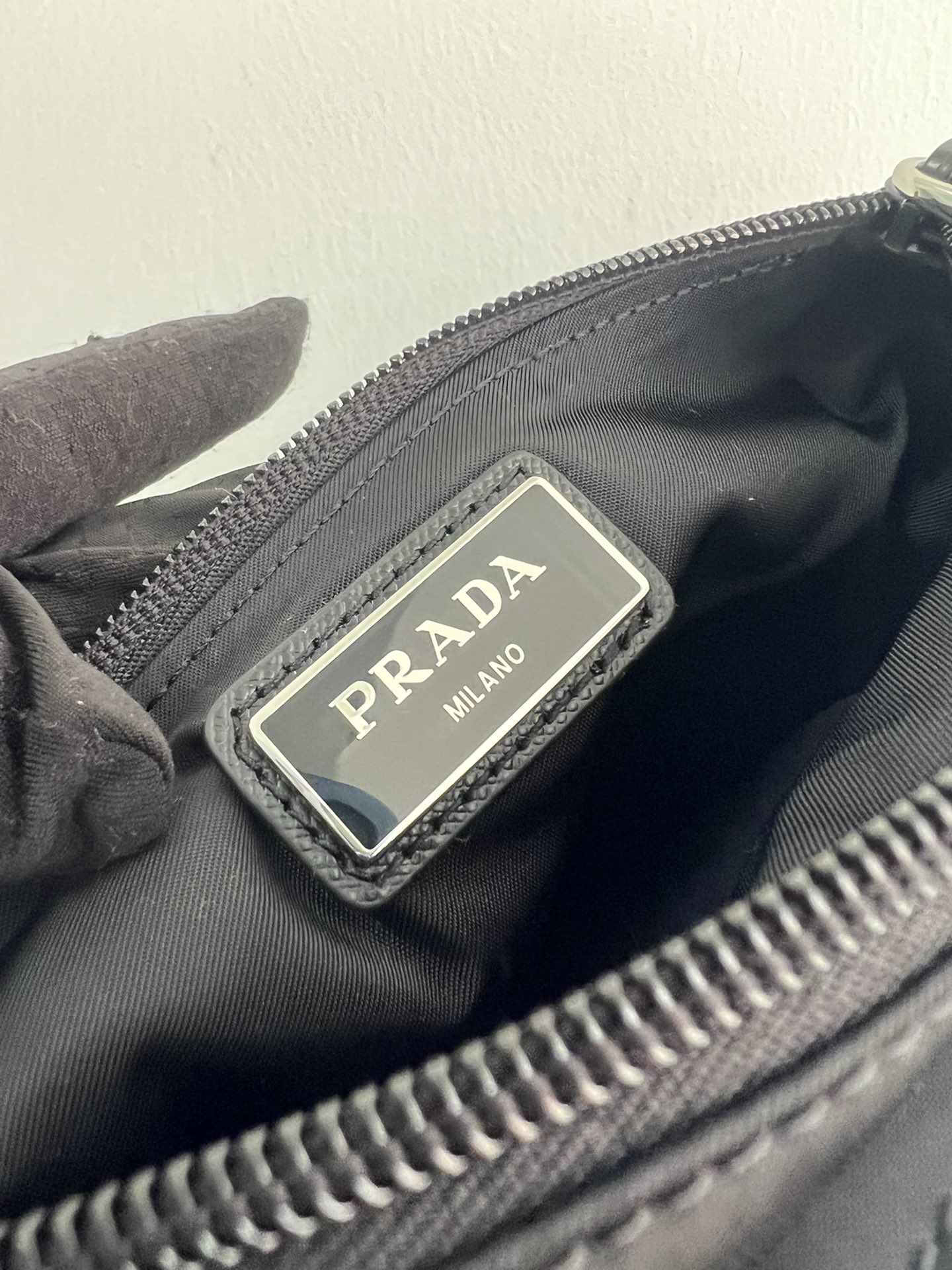[Top] PRADA New Waist&Chest Bags 19x13x2.5 cm - Black