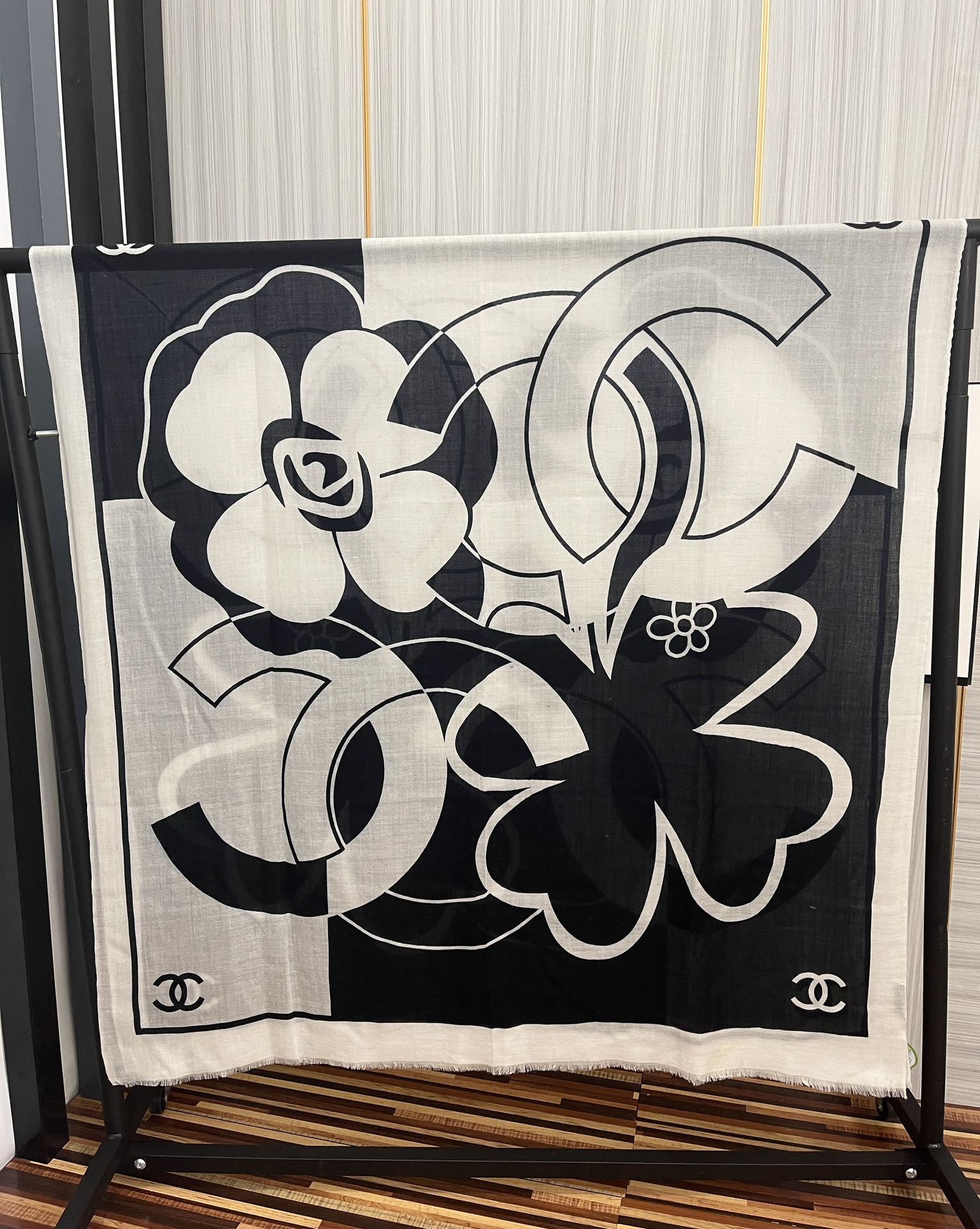[TOP] CHANEL Double C Cashmere Scarves - 2 Colors - 711 Luxury