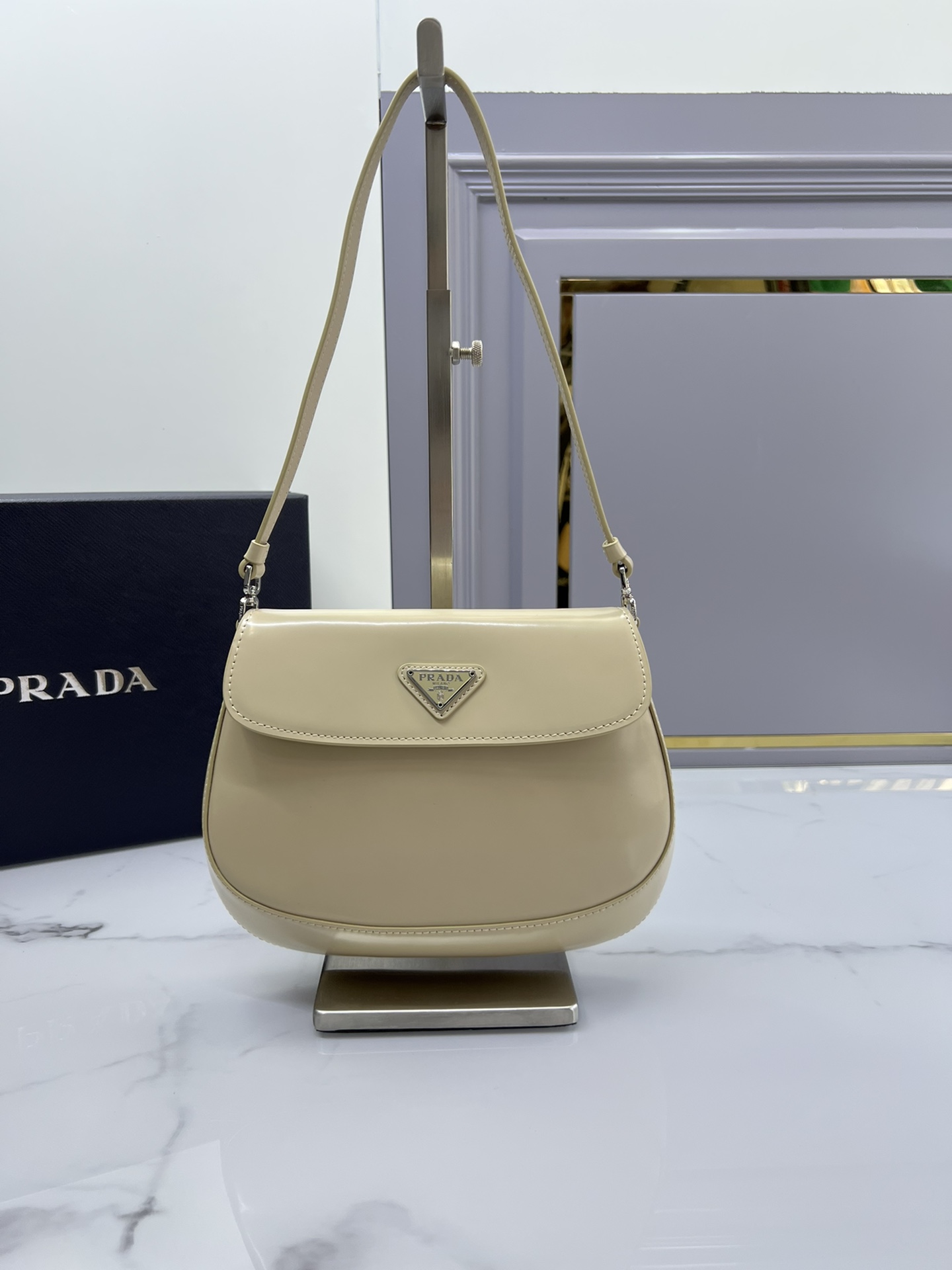 [Top] PRADA Retro Cleo Underarm Bag 23x18x4 cm - Nine Colors