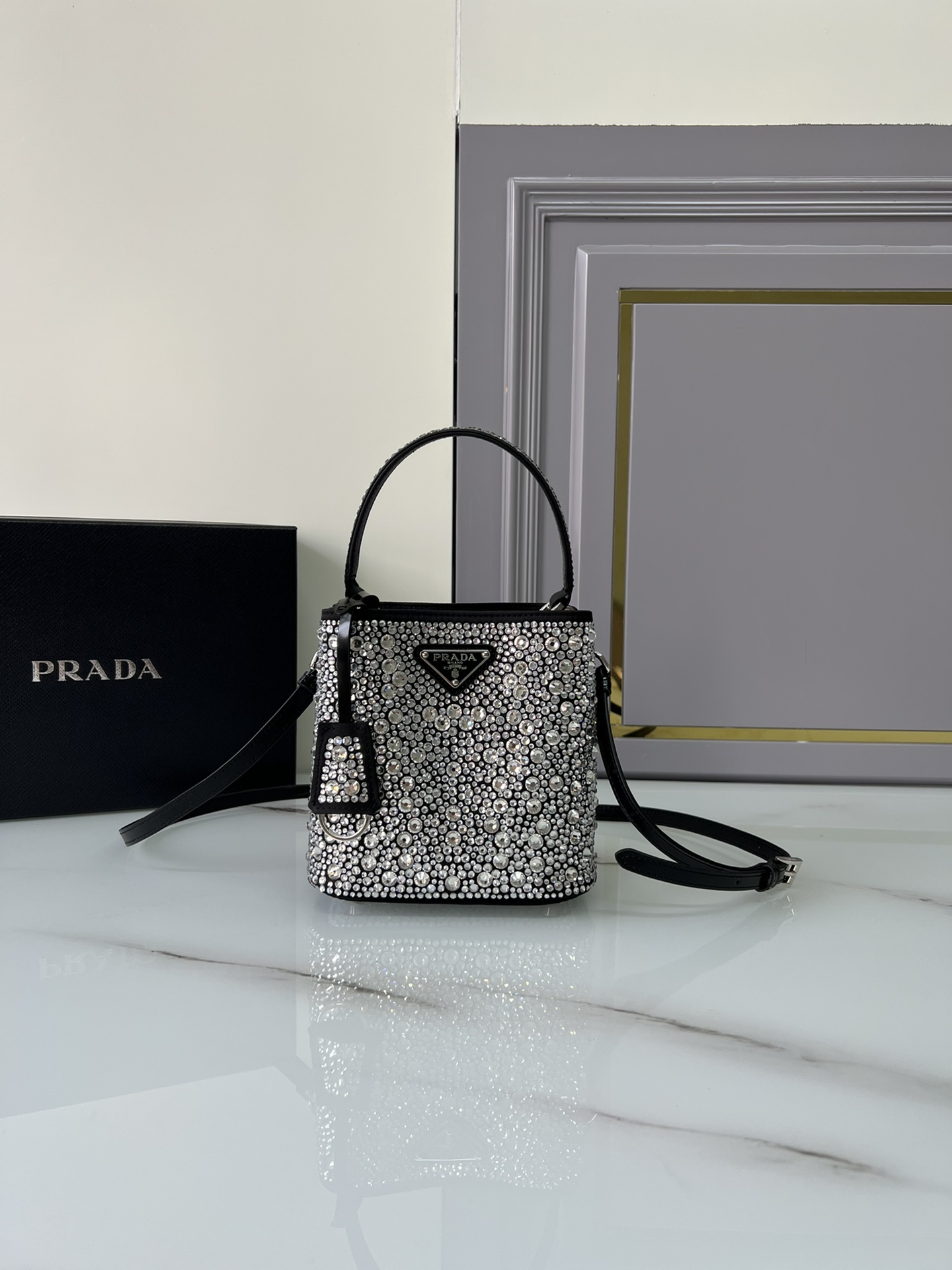[Top] PRADA Crystal Bucket Bags 15x16x9.5cm - Two Colors