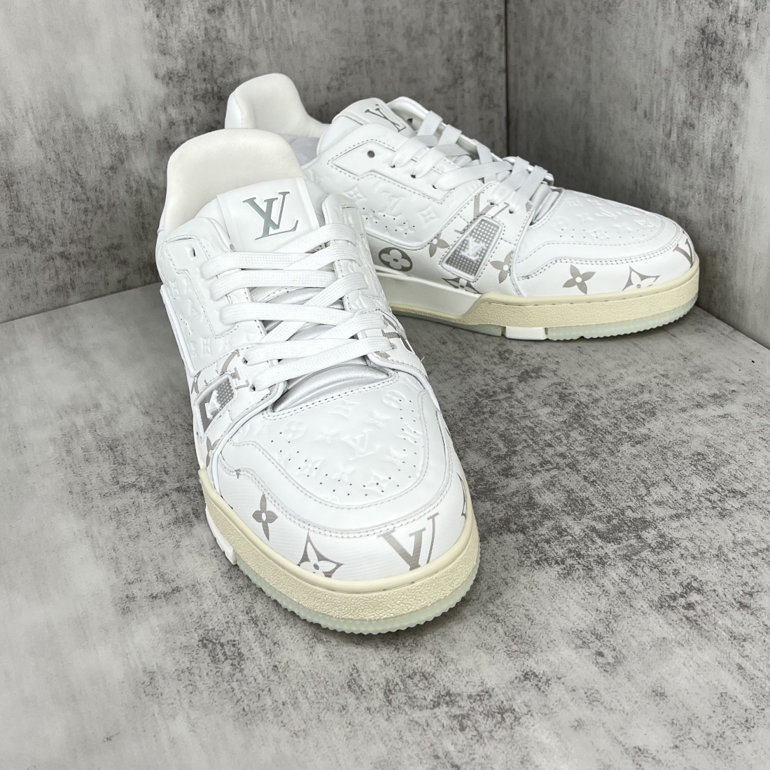 [TOP] Louis Vuitton LV L*V Couple Basketball Shoe - 12 Colour