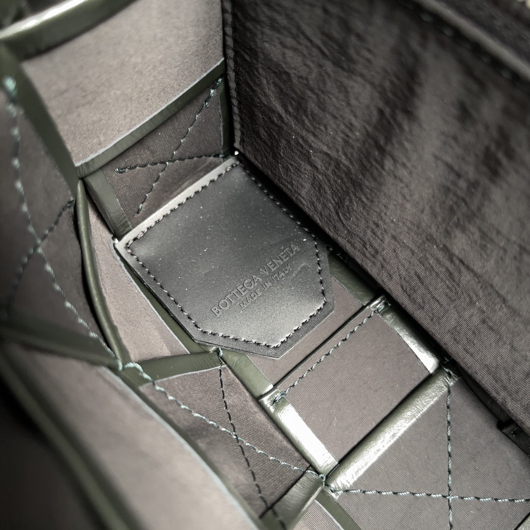 [TOP] Bottega Veneta BV BV Cassette Bag - Ink green