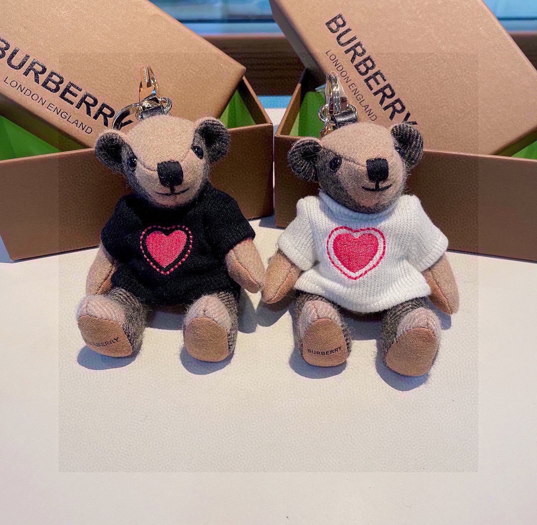 [TOP] BURBERRY Sweater Teddy Bear Keychain Pendant - 2 Colour