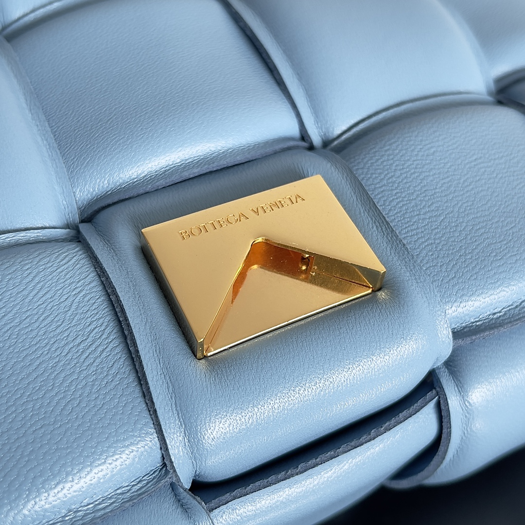 [TOP] Bottega Veneta BV Brick Cassette Bags - Blue