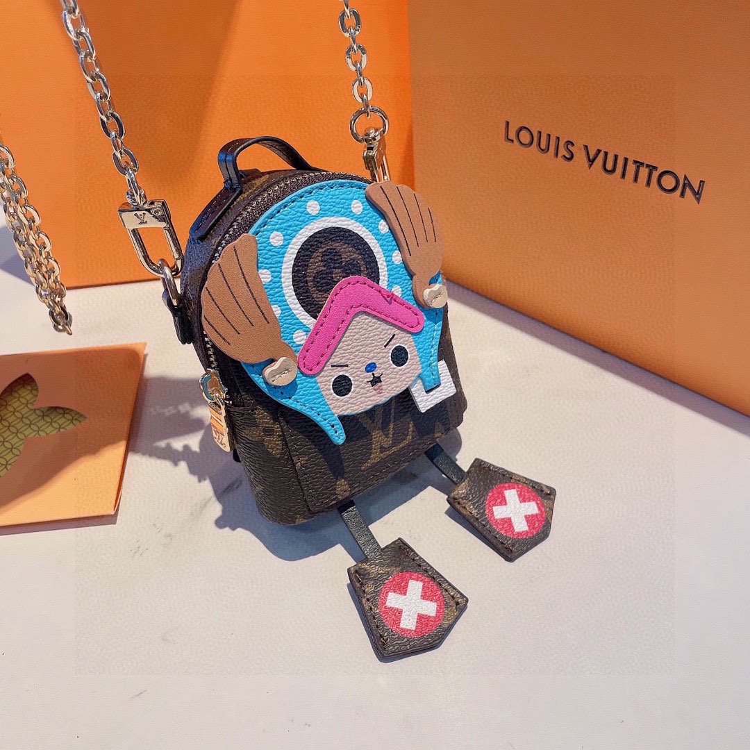 [TOP] Louis Vuitton LV Exclusive Keychain Pendant - 2 Colour