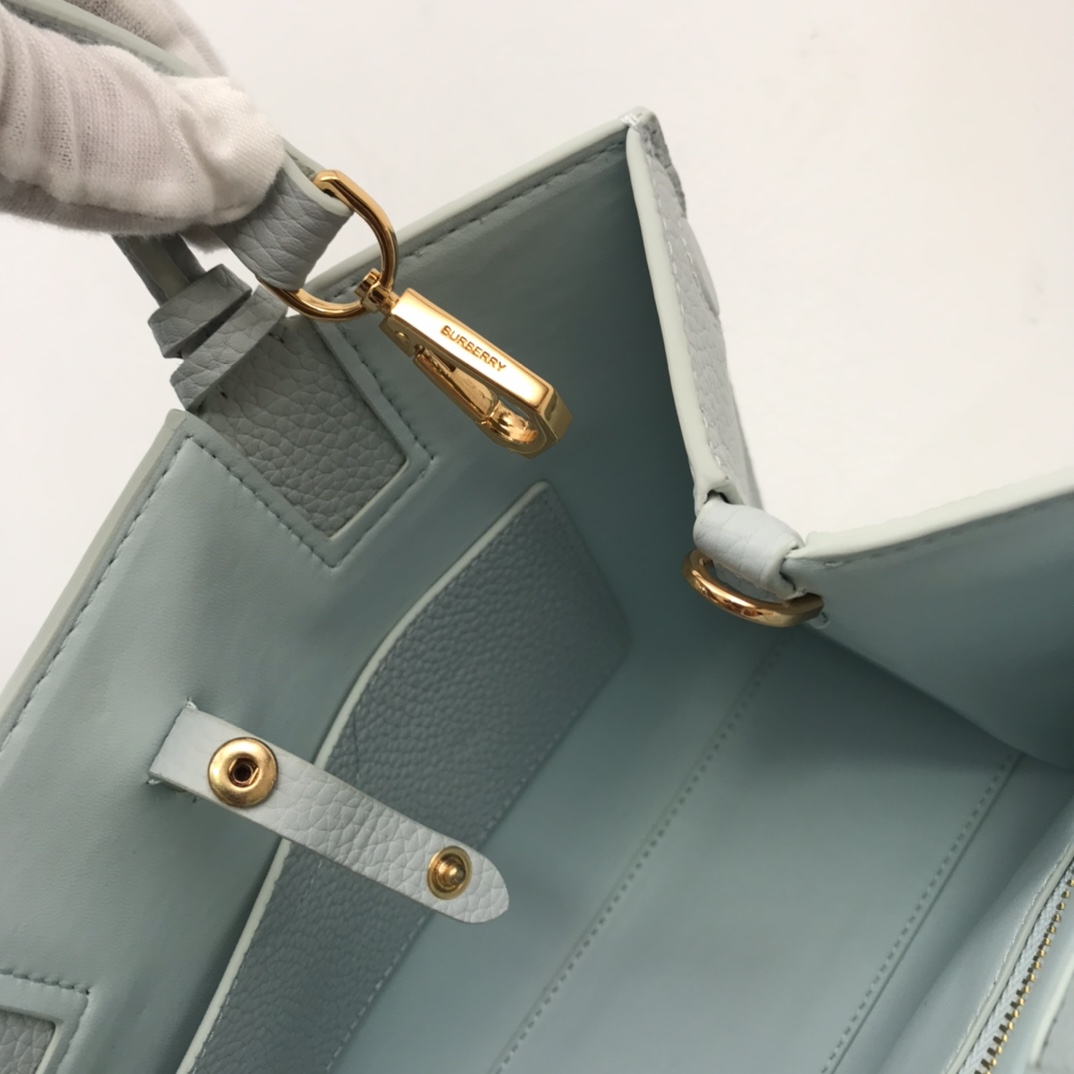 [TOP] BURBERRY Frances Detachable Shoulder Bags - White and Brown