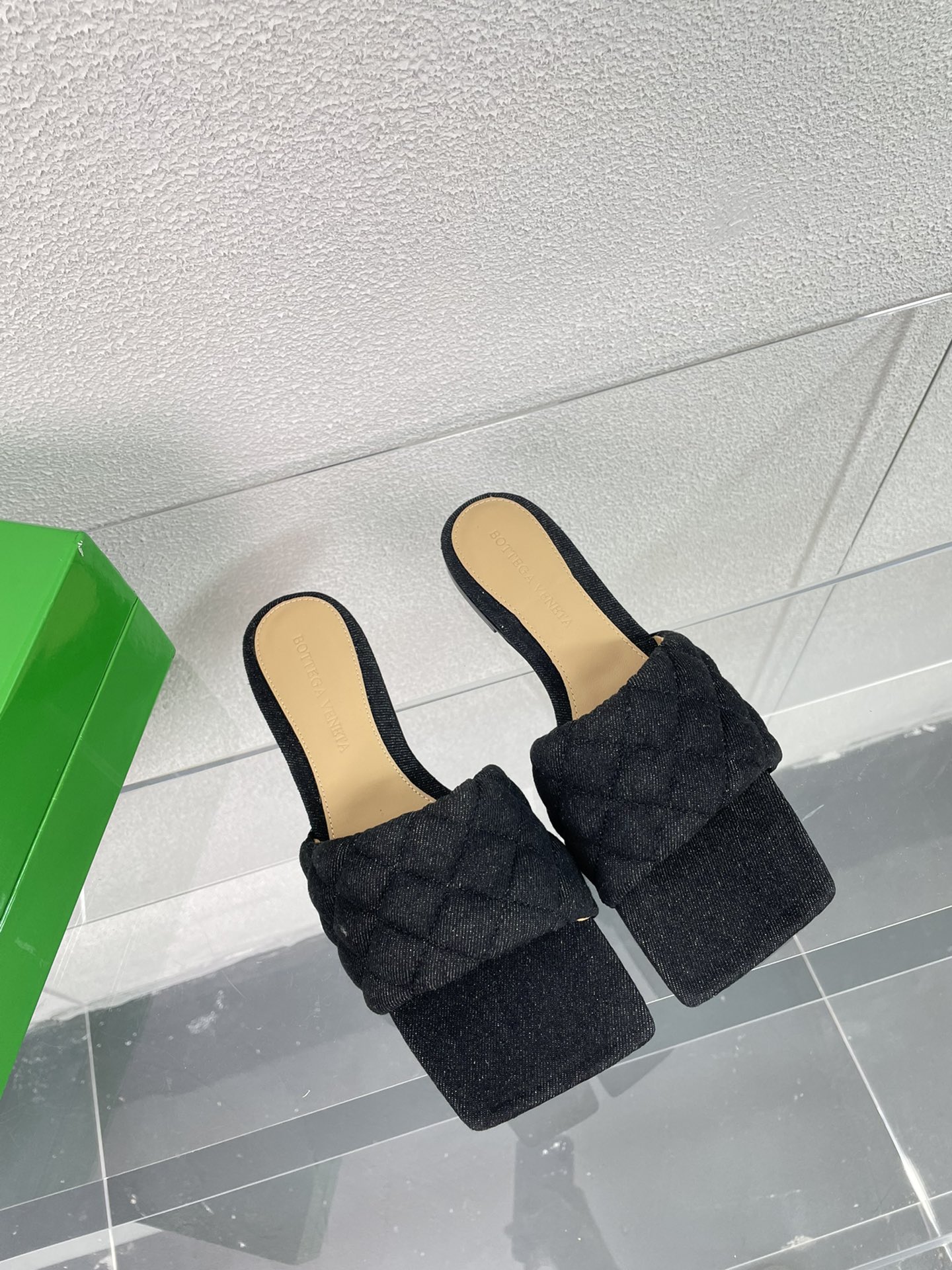 [TOP] Bottega Veneta BV  Use Metal Lambskin Slippers - 2 Colour