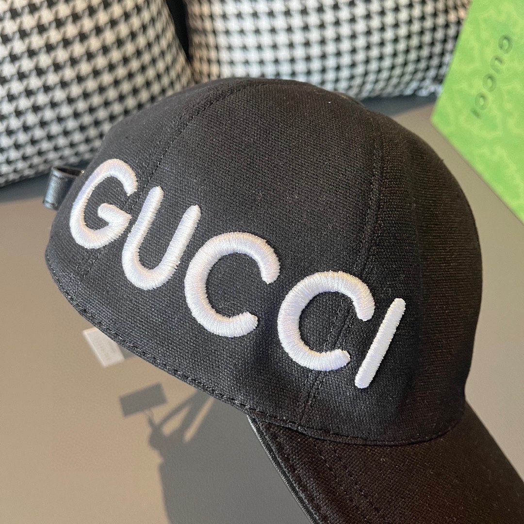 [TOP] GUCCI New Embroidery Baseball Cap - 2 Colour