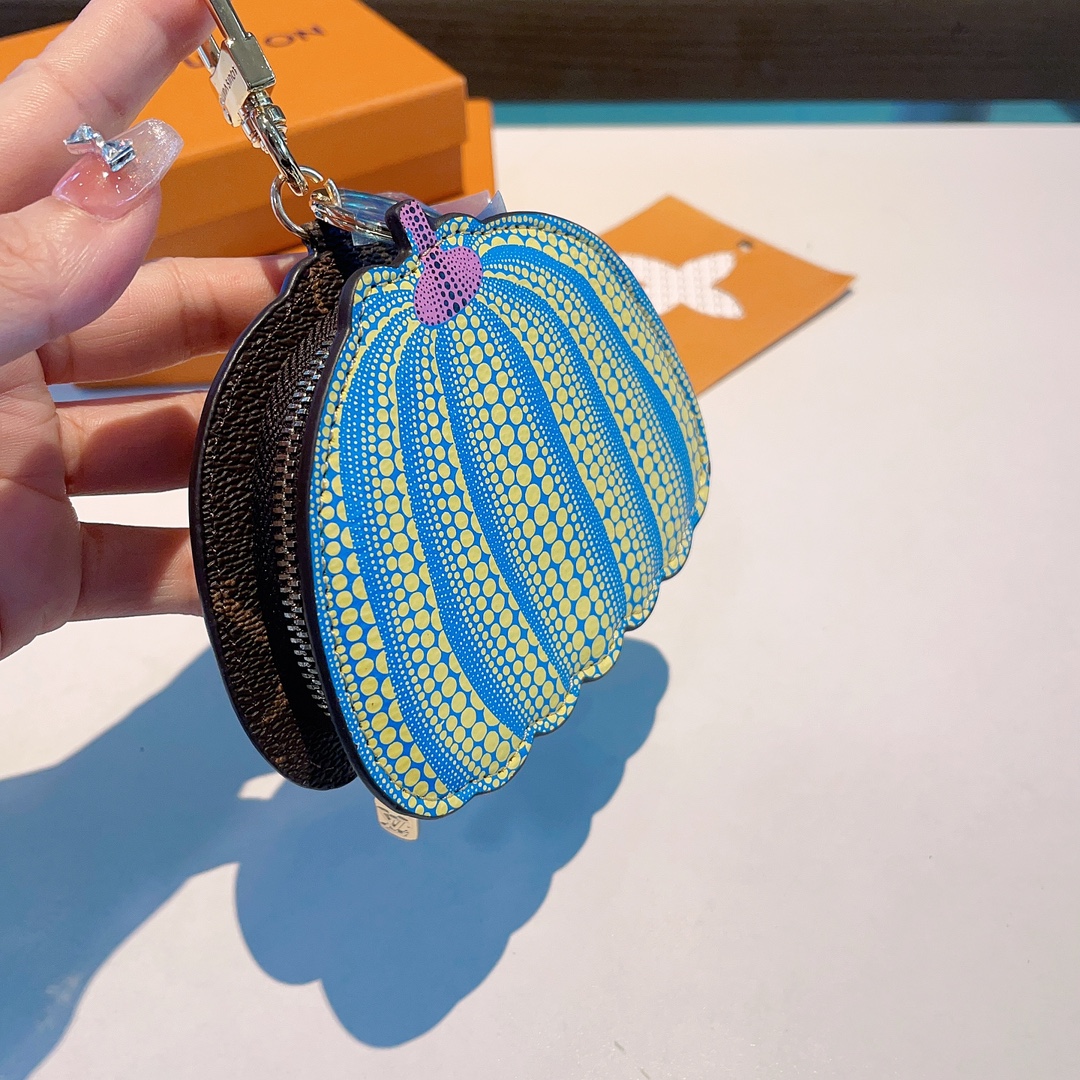 [TOP] Louis Vuitton LV Pumpkin Pods Bag/Keychain - Monogram