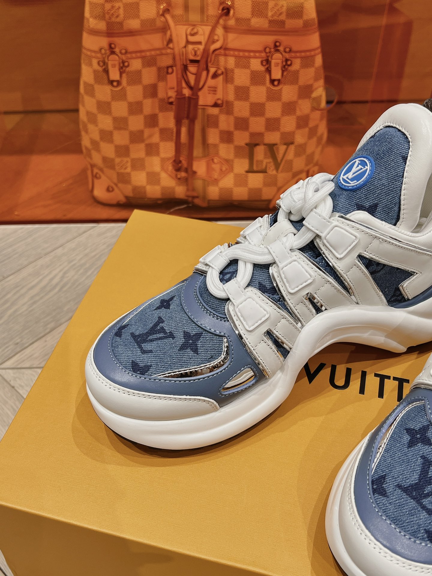 [TOP] Louis Vuitton LV L*V New Denim Shoes - 2 Colour