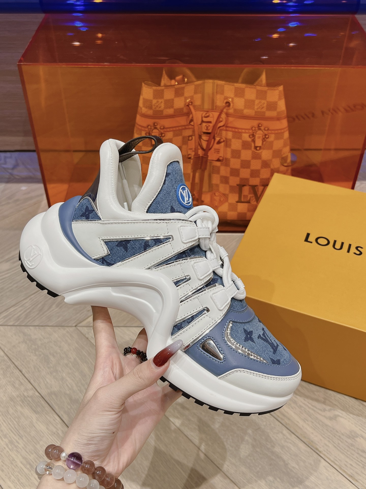 [TOP] Louis Vuitton LV L*V New Denim Shoes - 2 Colour