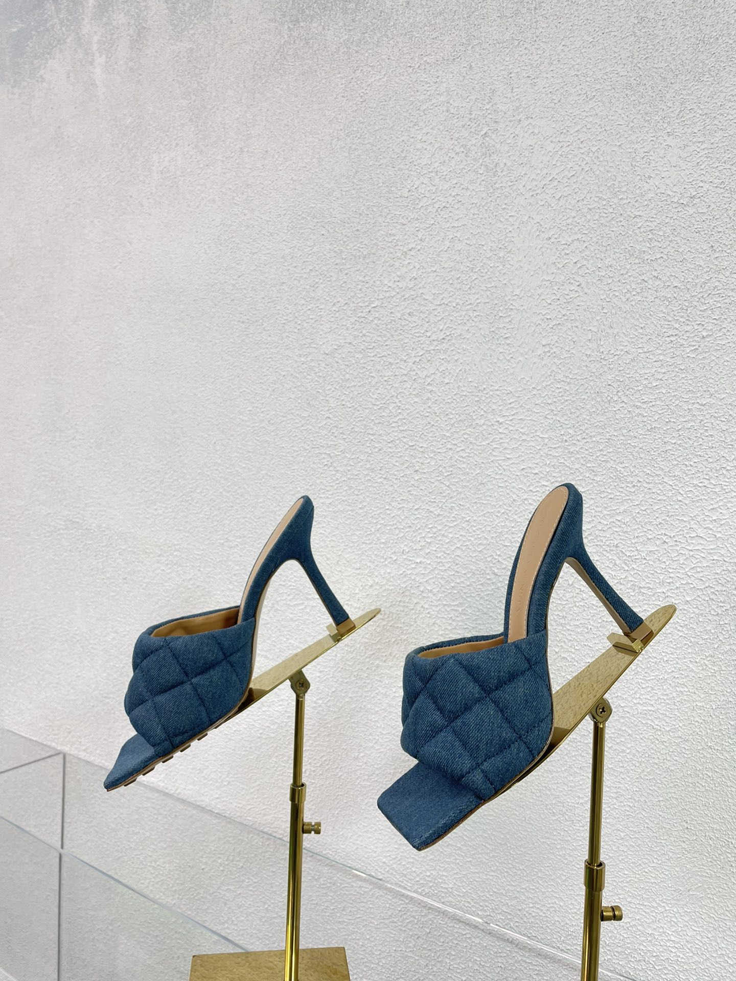 [TOP] Bottega Veneta BV  Use Metal Lambskin High Heels - 2 Colour