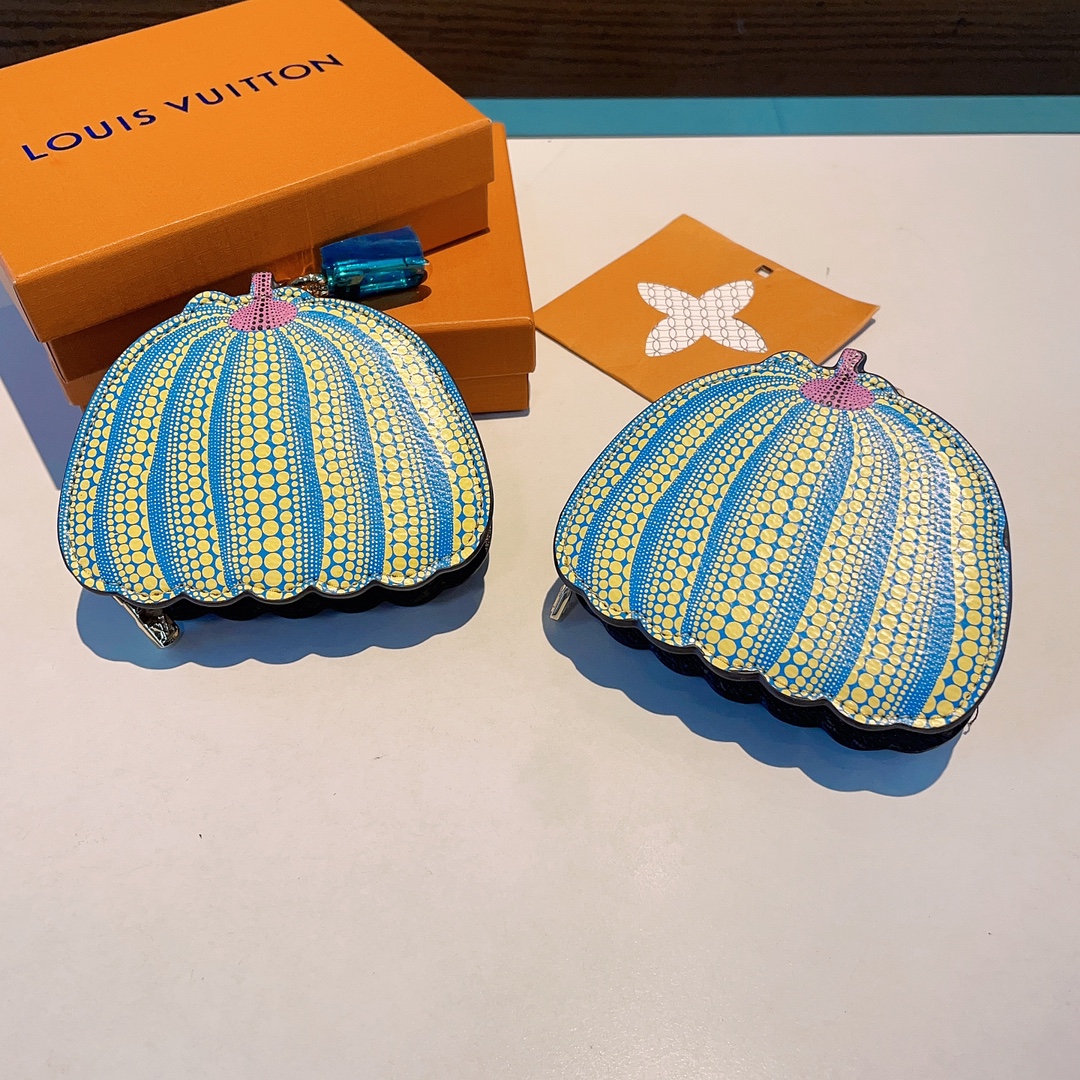 [TOP] Louis Vuitton LV Pumpkin Pods Bag/Keychain - Monogram