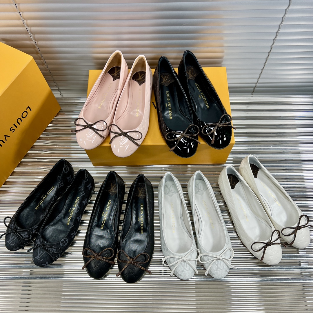 [TOP] Louis Vuitton LV L*V Butterfly Flat Ballet Shoes - 10 Colour