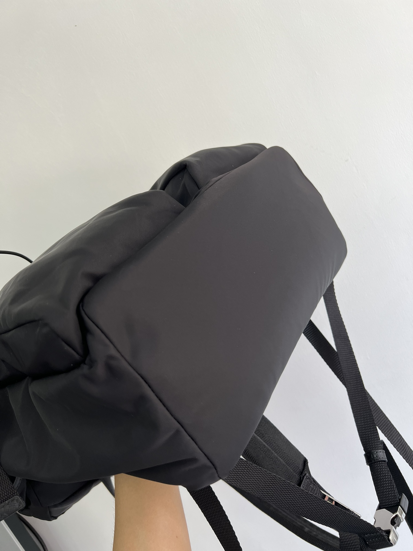 [Top] PRADA New Hiking  Bags 32x52x19cm - Black