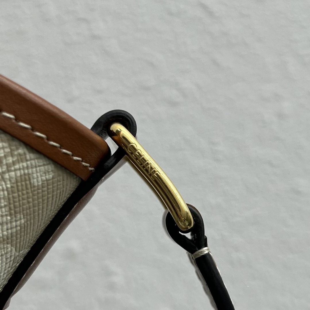 [TOP] CELINE Triomphe FOLCO Bag 22x12x22cm - Khaki Brown