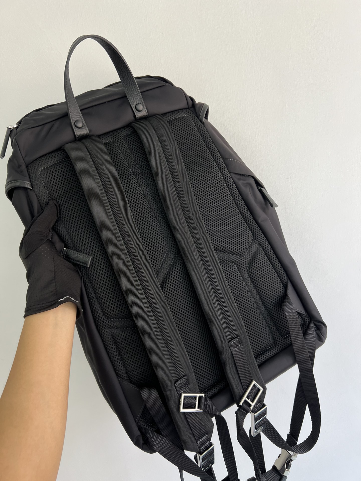 [Top] PRADA New Hiking  Bags 32x52x19cm - Black