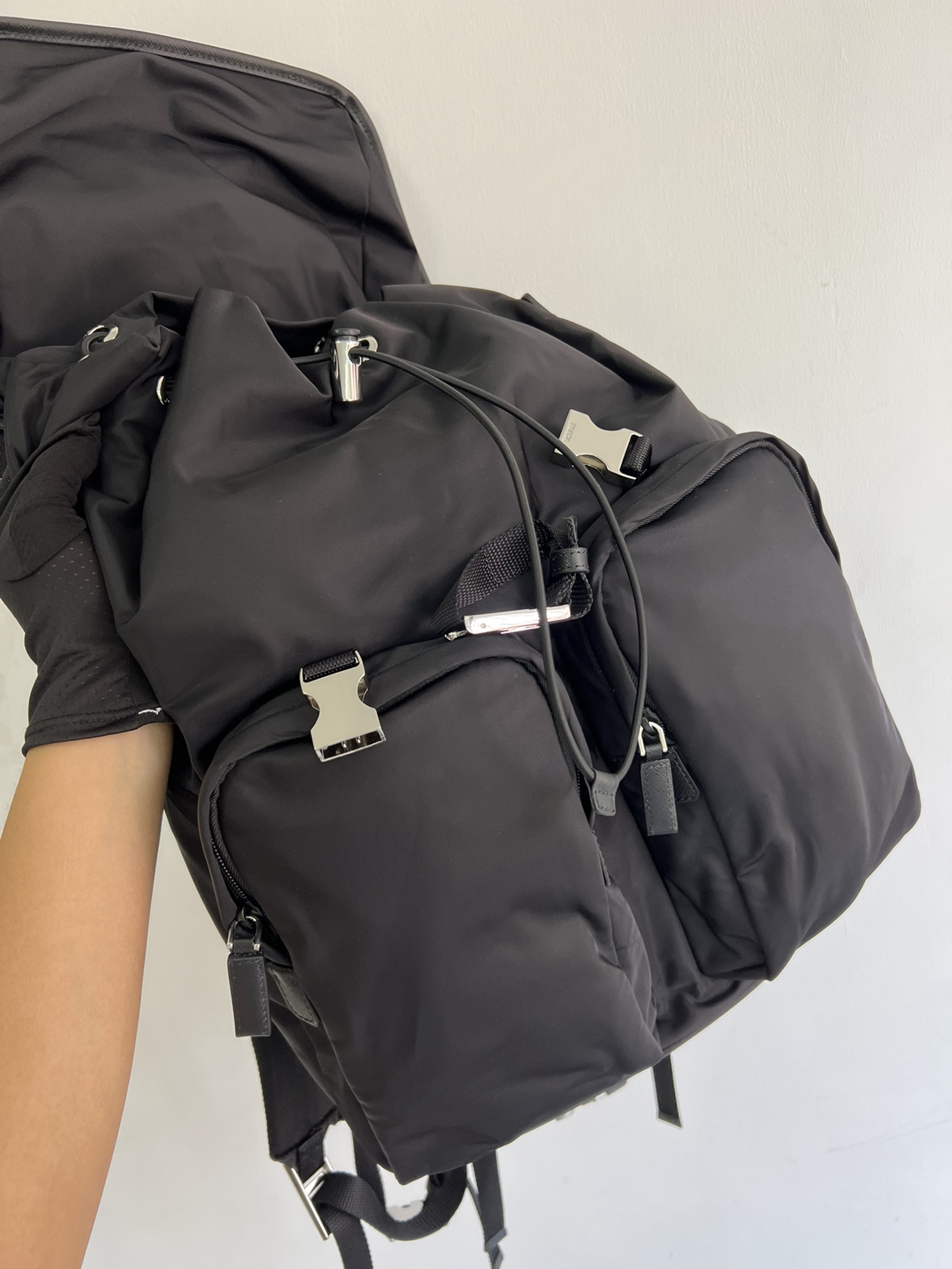 [Top] PRADA New Hiking  Bags 32x52x19cm - Black