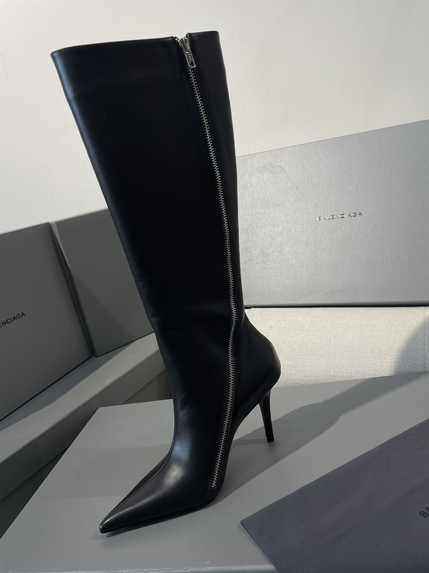 [TOP] BALENCIAGA New Pointed - Toe High - Heeled Cowhide Boots - 9cm - 2 Colour