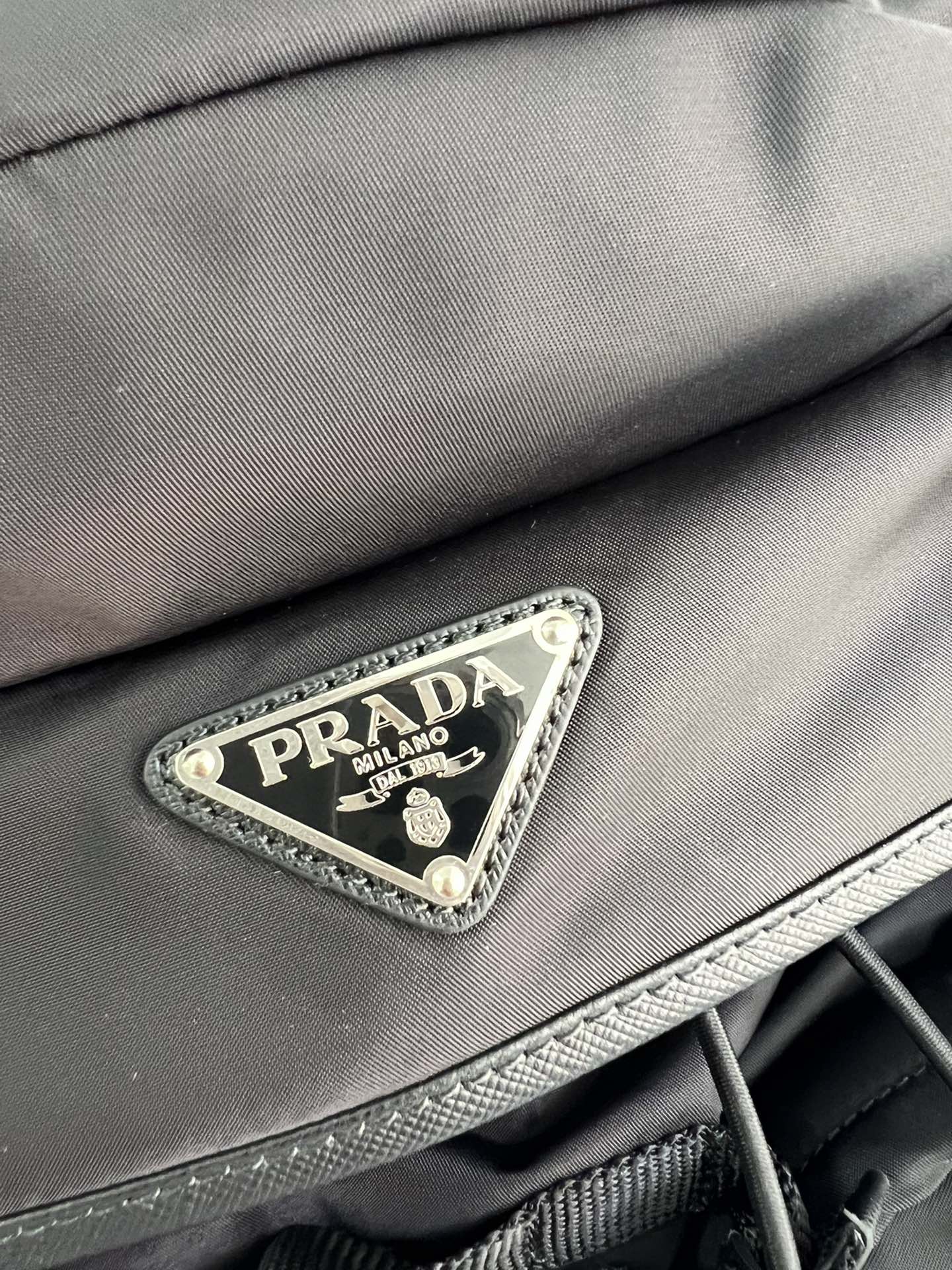 [Top] PRADA New Hiking  Bags 32x52x19cm - Black