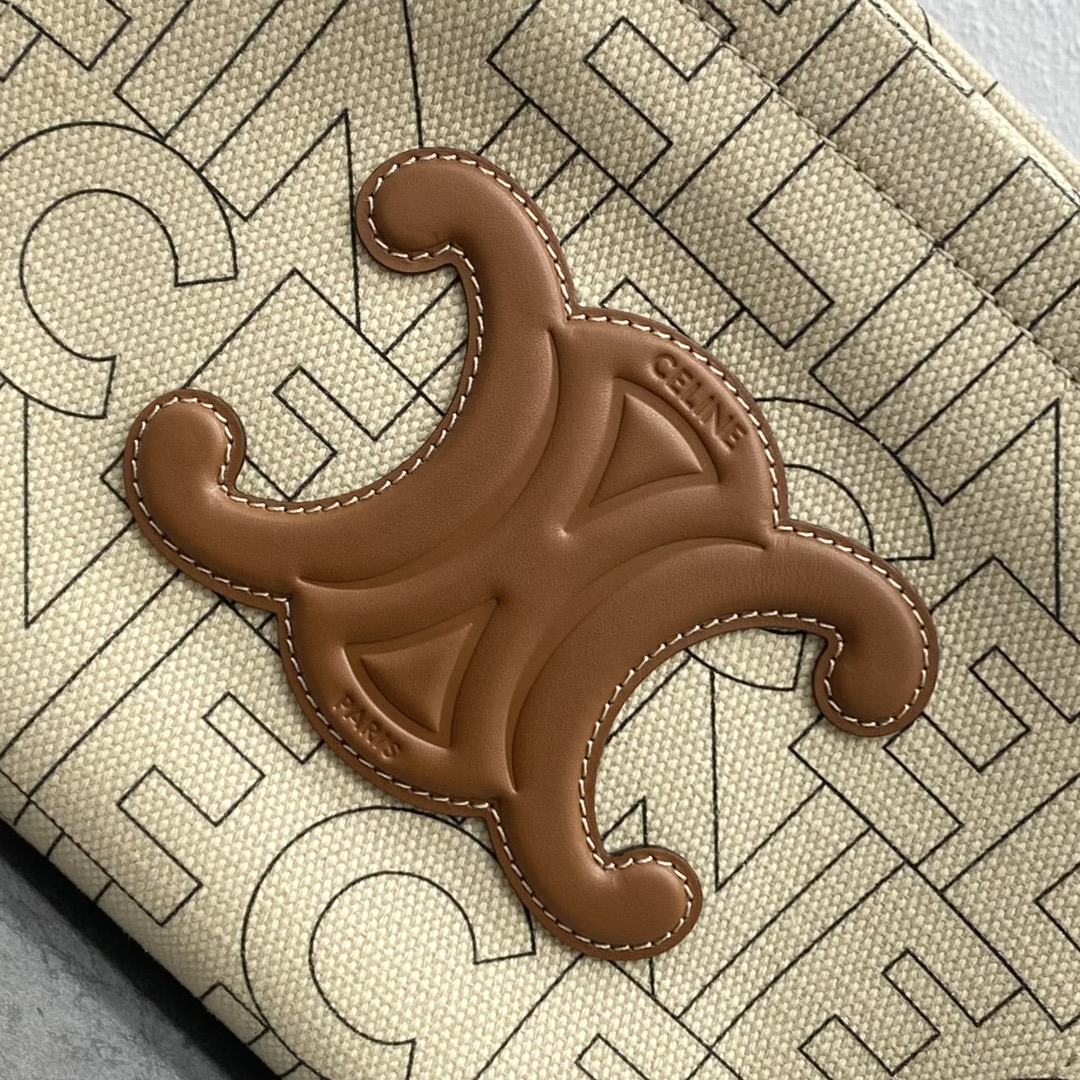 [TOP] CELINE CE New Fabric Tote Bag 26×19×13 cm - Yellowish Brown
