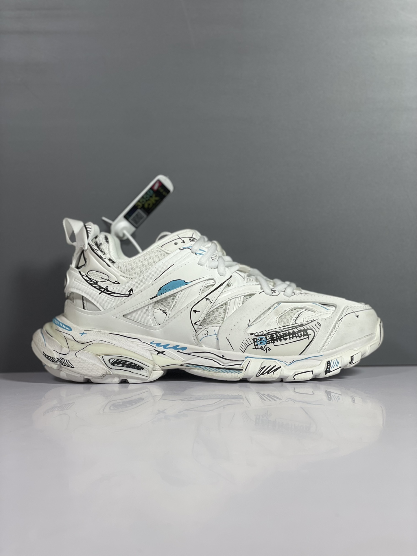 [TOP] BALENCIAGA Retro Style Sneakers - 2 Colour