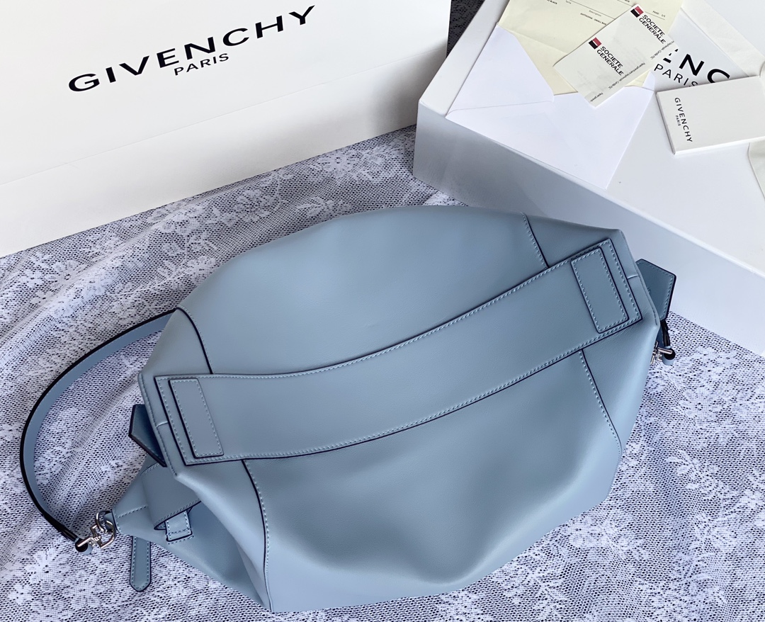 [TOP]  GIVENCHY Antigona Soft All-Match Bag  30*8*25cm/45*9*35cm