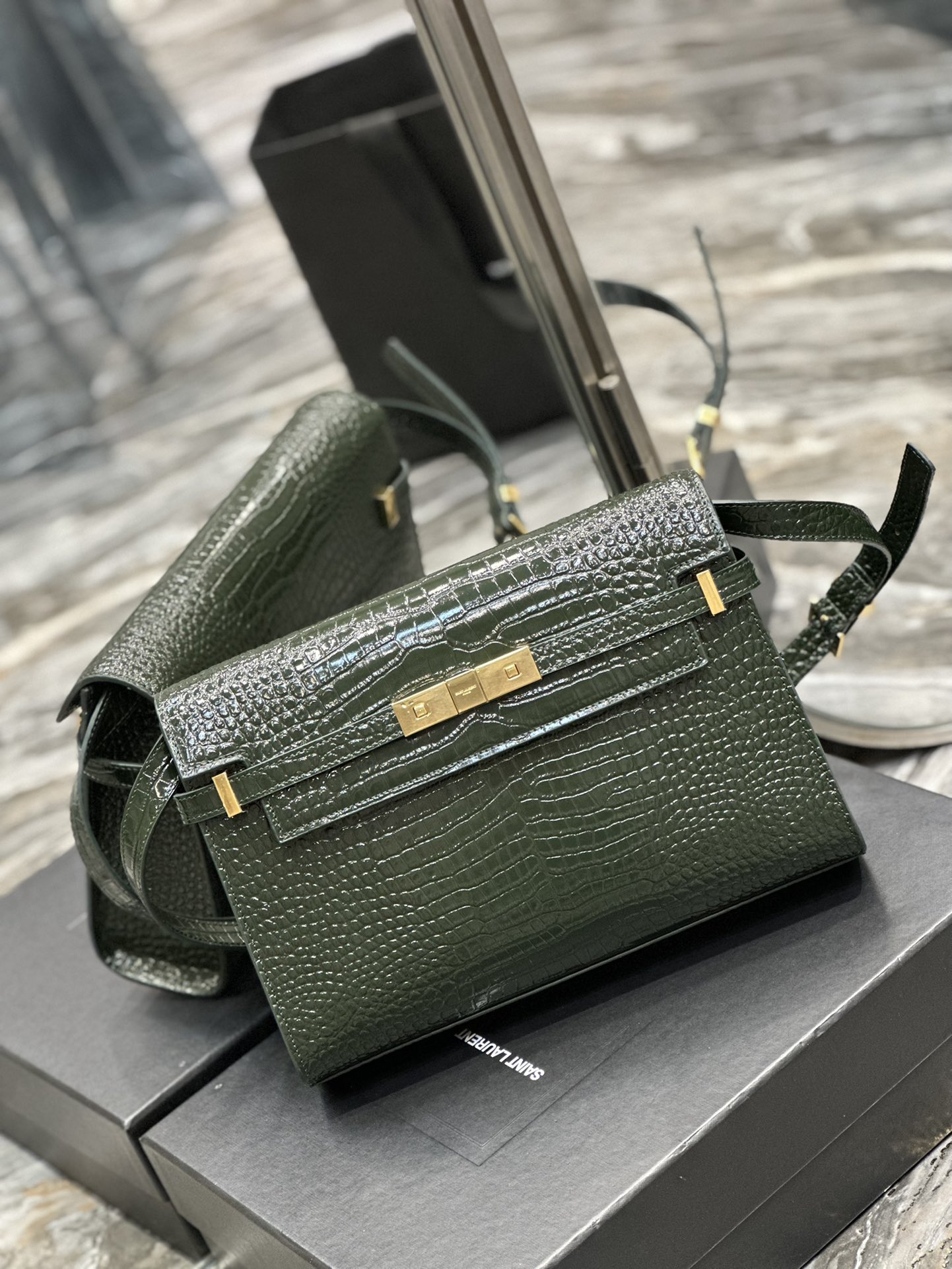 [TOP] Yves Saint Laurent YSL Manhattan  Crocodile Leather Bag - Dark Green