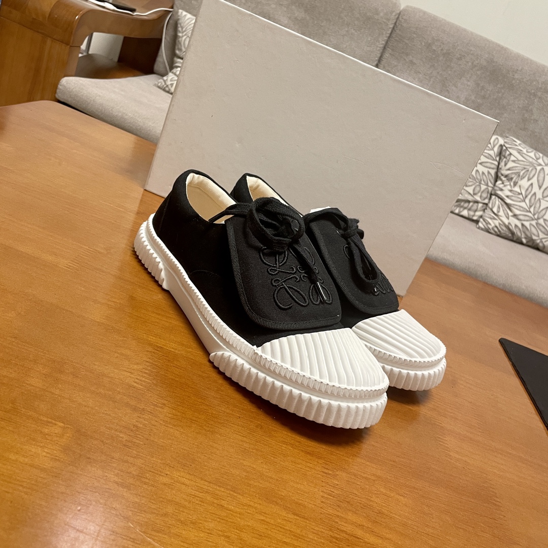 [TOP] LOEWE Embroidered Large Flip Sail Cover Cloth Shoes - 10 Colour