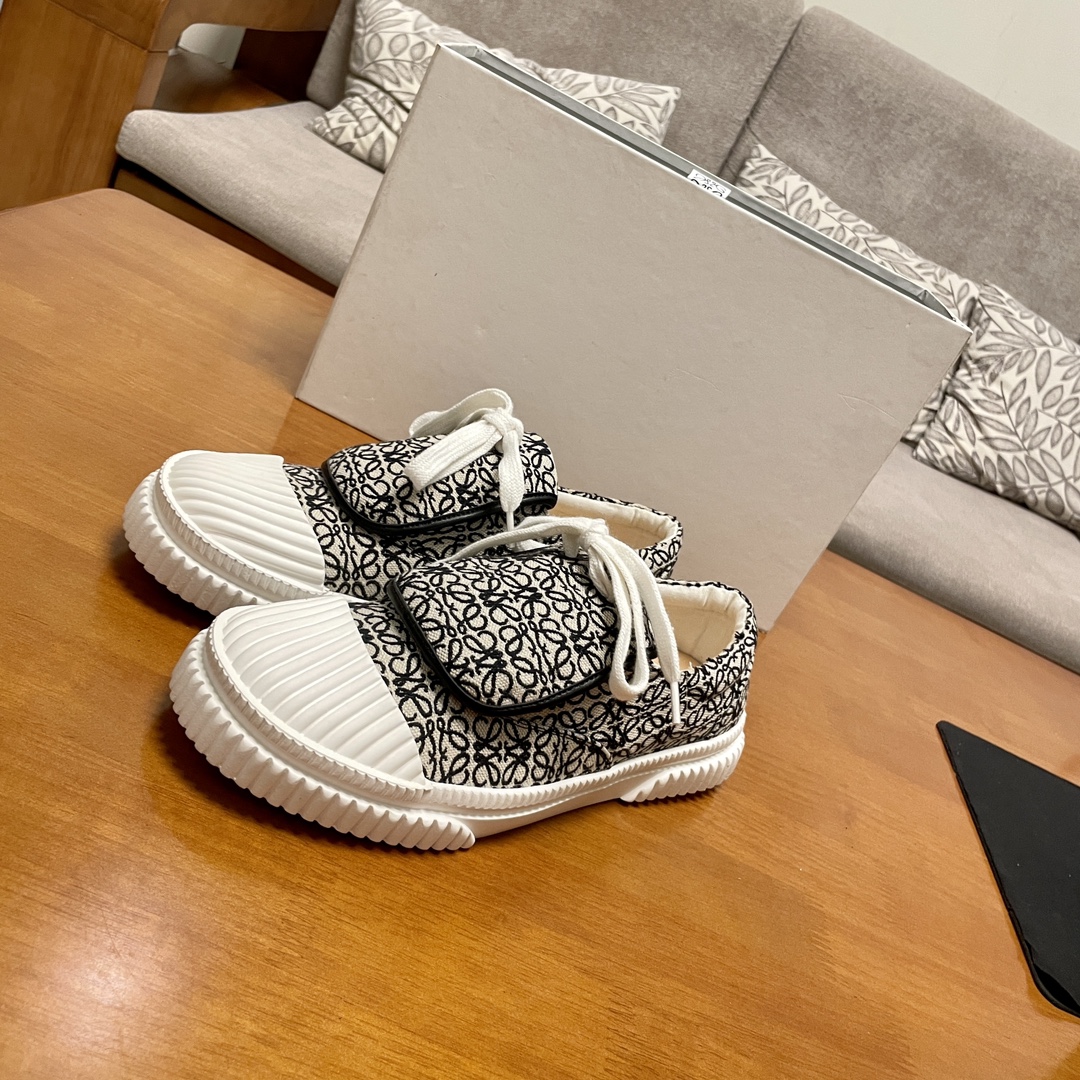 [TOP] LOEWE Embroidered Large Flip Sail Cover Cloth Shoes - 10 Colour