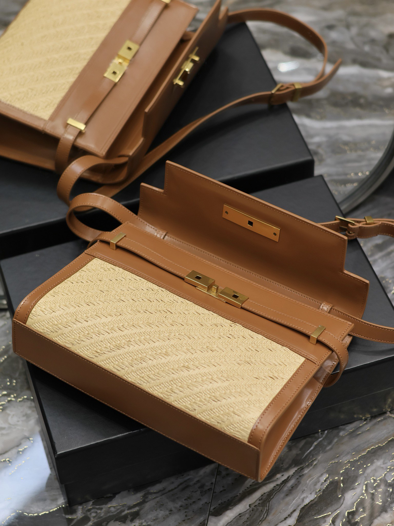 [TOP] Yves Saint Laurent YSL Manhattan Flip Top Baguette Weaving Bag - Natural Yellow