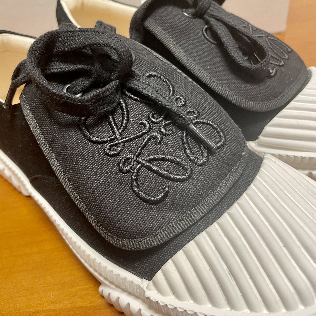 [TOP] LOEWE Embroidered Large Flip Sail Cover Cloth Shoes - 10 Colour