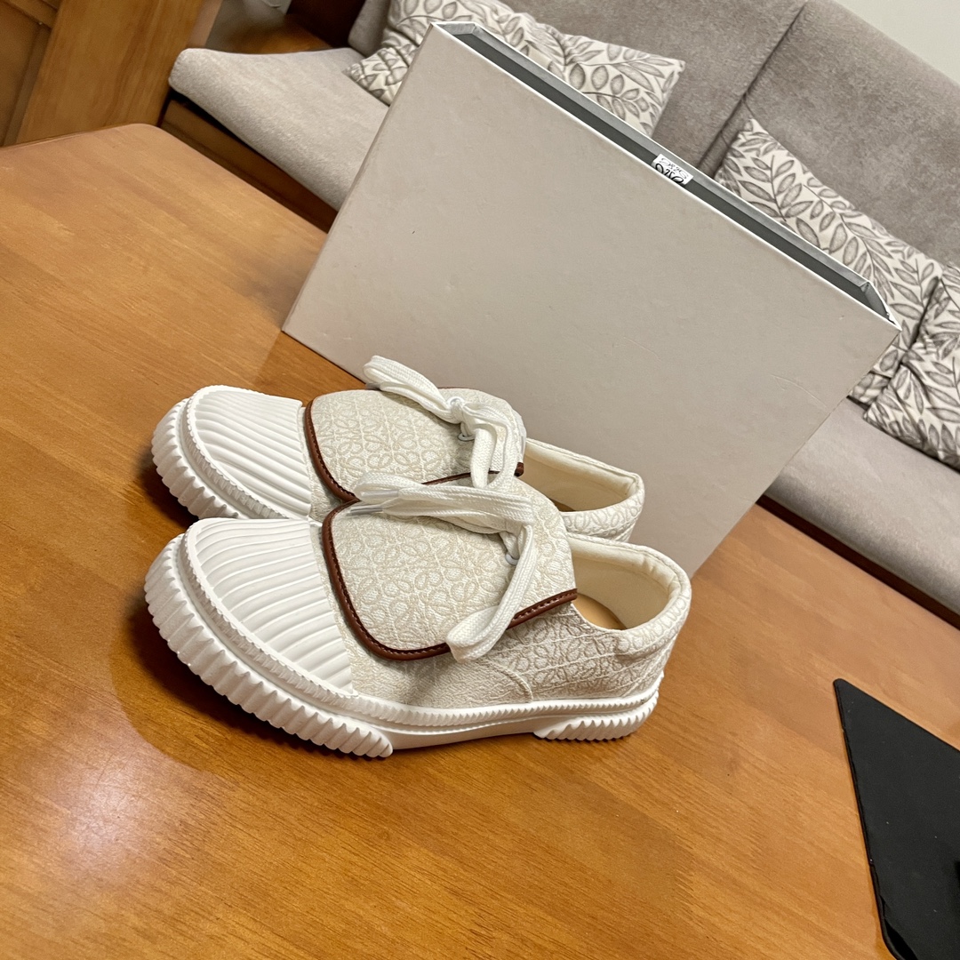 [TOP] LOEWE Embroidered Large Flip Sail Cover Cloth Shoes - 10 Colour