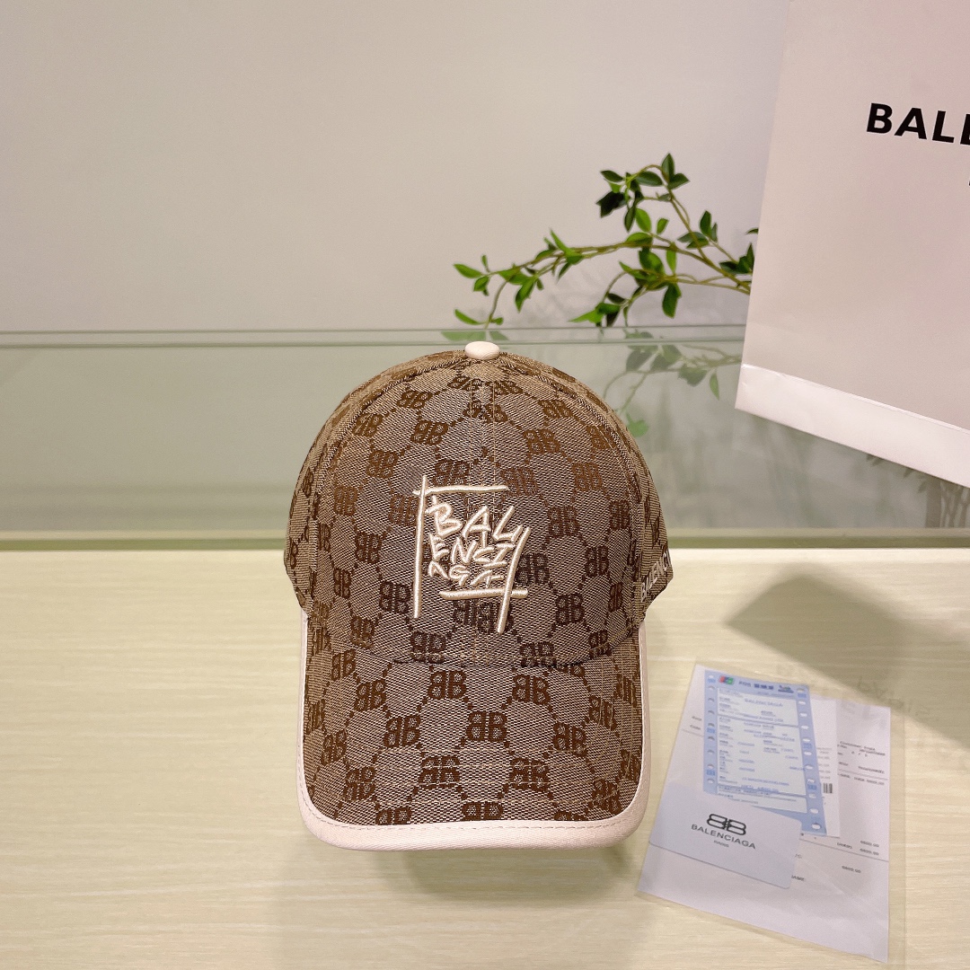 [TOP] BALENCIAGA Simple And Fashionable Baseball Cap - 2 Colour