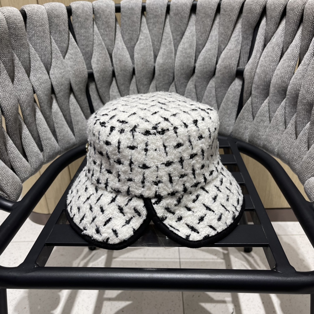 [TOP] CHANEL Fashion Versatile Baseball Hat - 2 Colour