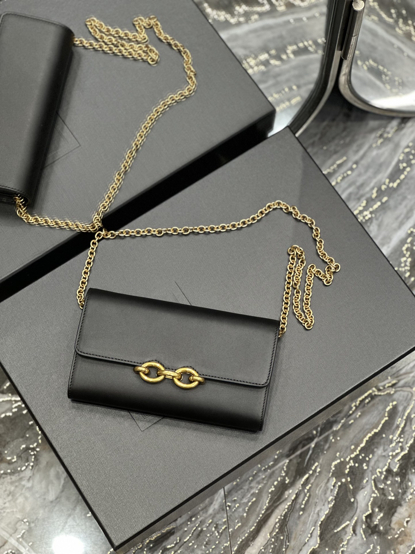 [TOP] Yves Saint Laurent YSL LE MAILLON Chain Bag In Plain Cowhide- Four Colors