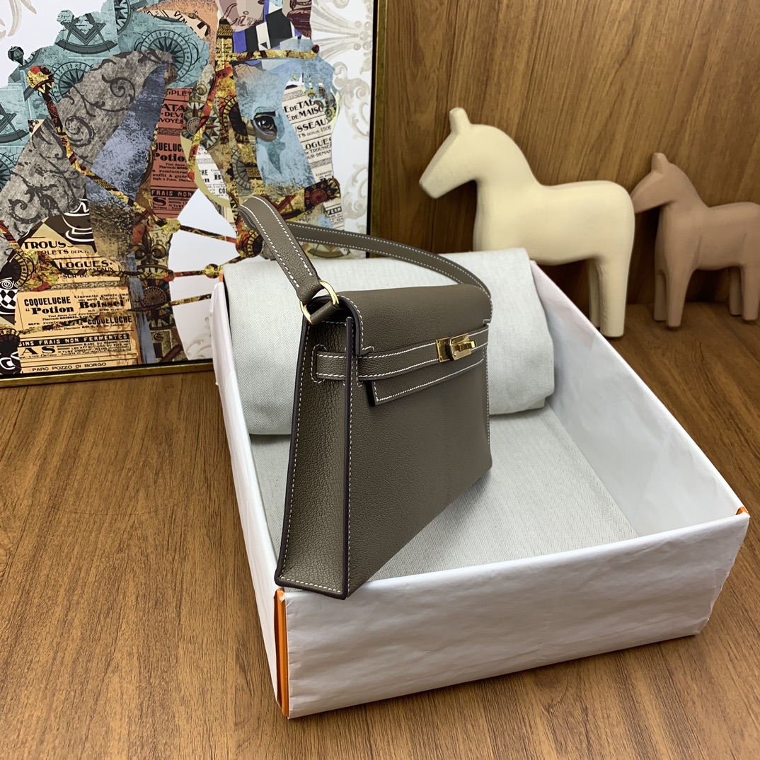 [TOP] HERMES Kelly Elan Chevre Leather Armpit Bag 27cm - Elephant Gray - GHW/SHW