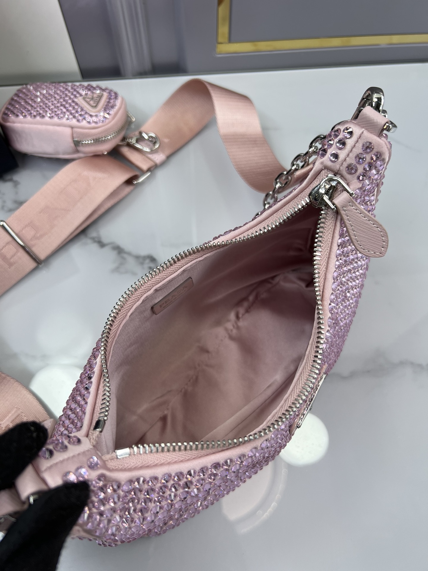 [TOP] PRADA Re-Edition 2005 Crystal full diamond Hobo Bags 22*18*6.5 cm - Five Colors