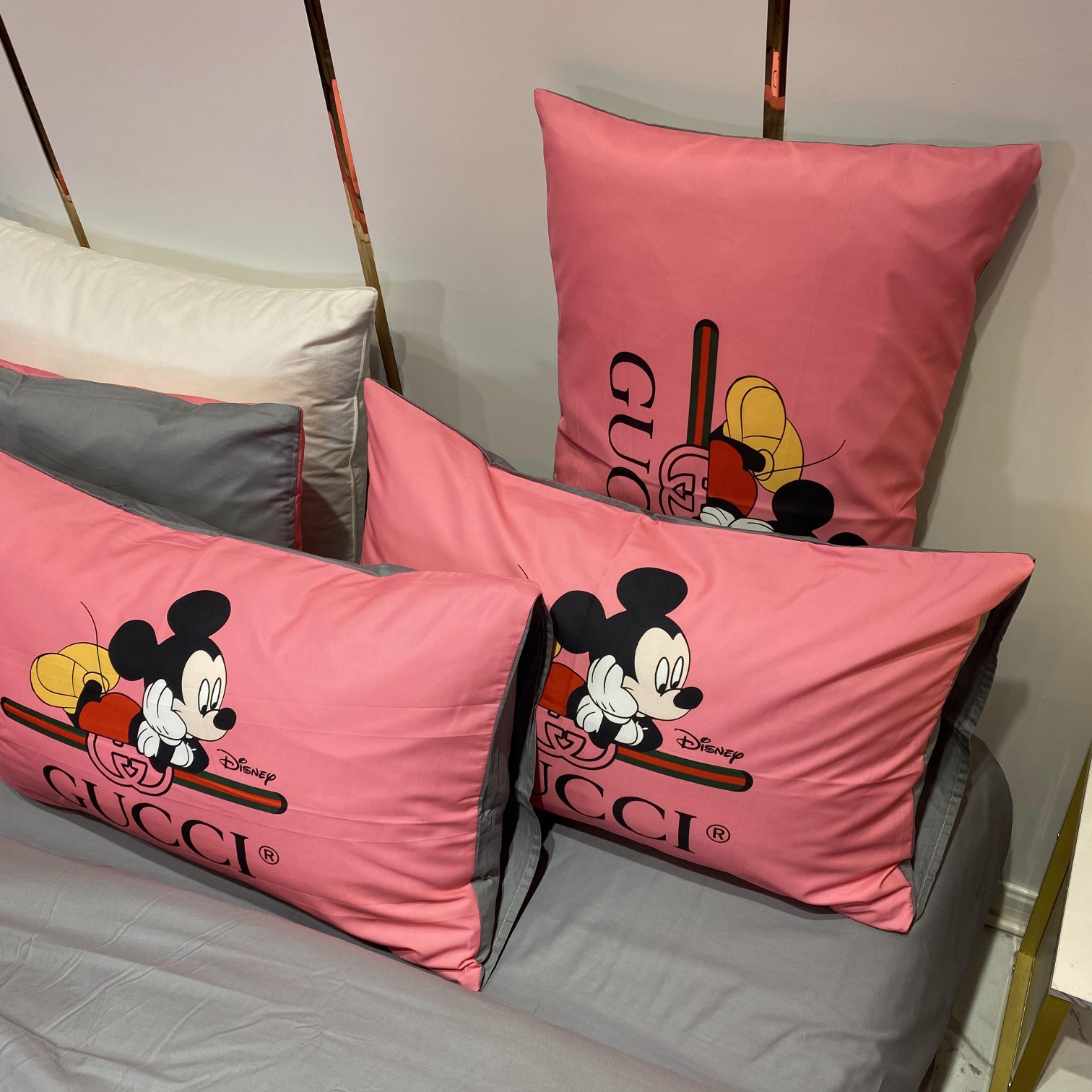 [TOP] GUCCI Cotton Mickey Printing Four-piece Set - Pink