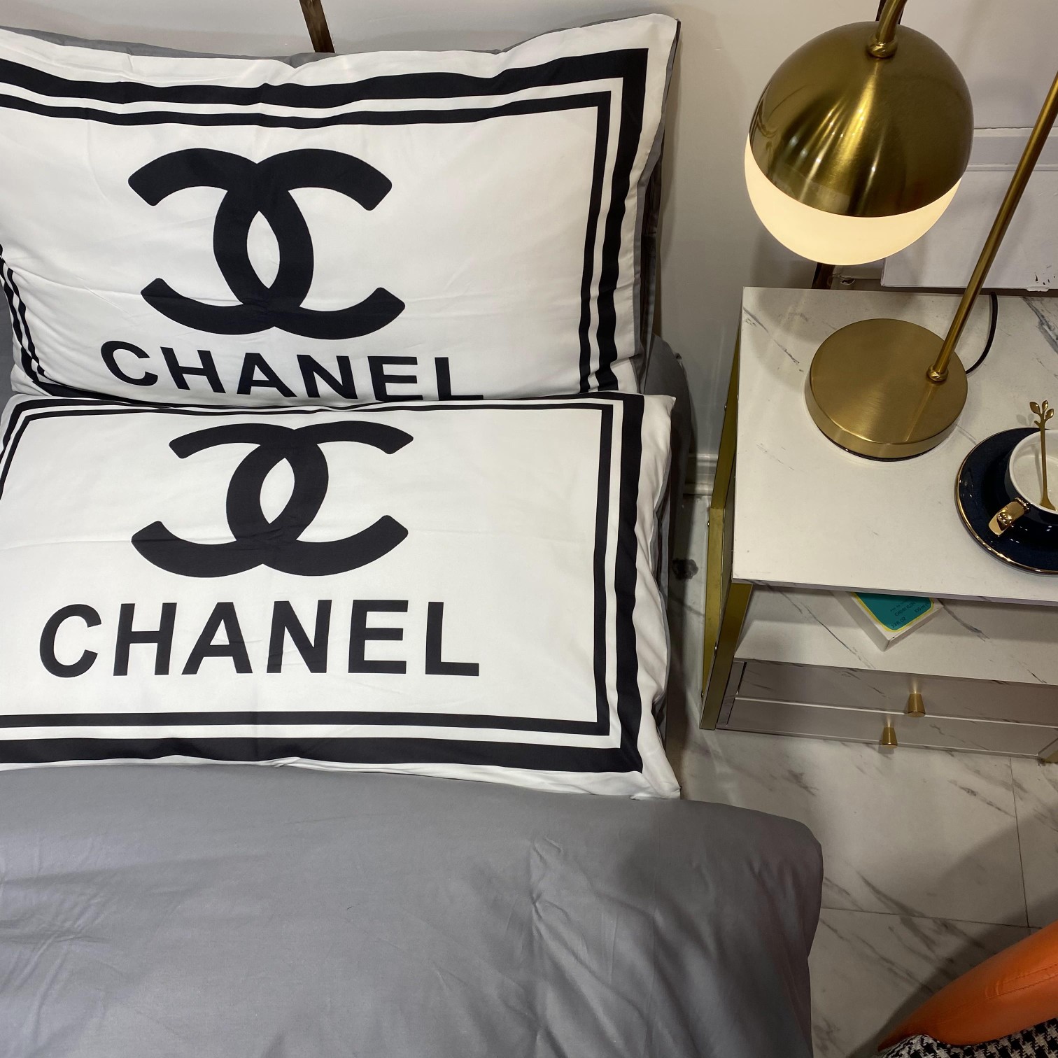 [TOP] CHANEL Cotton Printing Four-piece Set - White