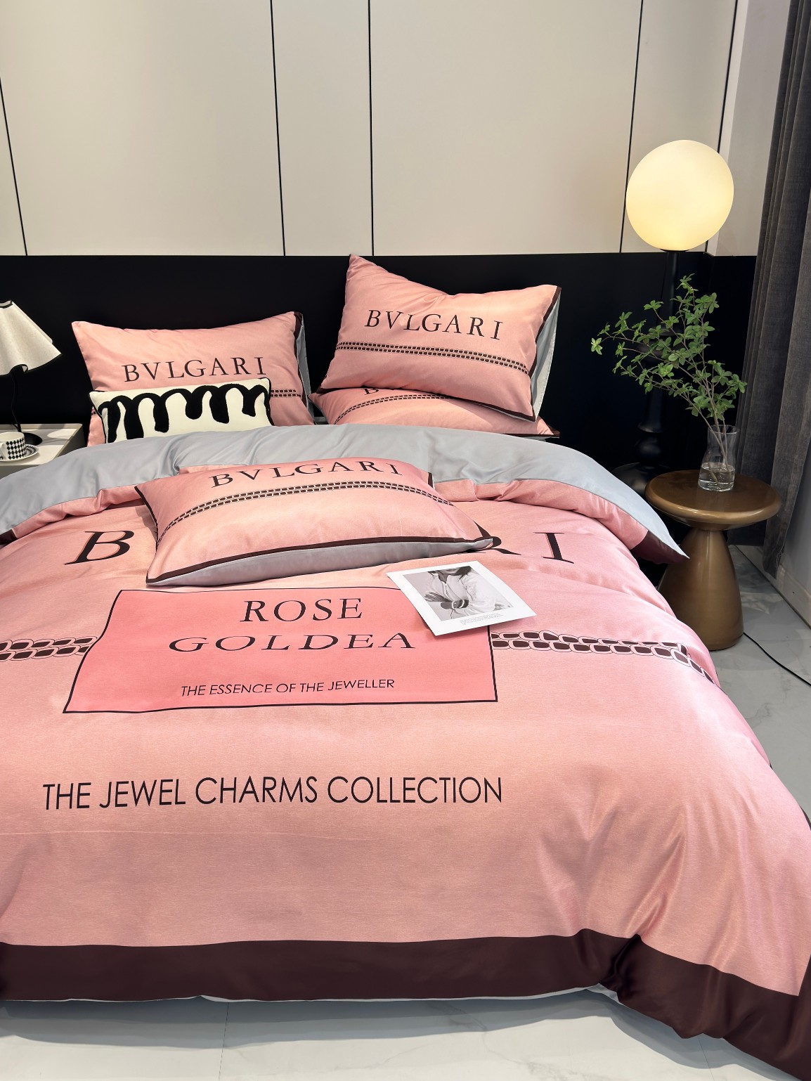 [TOP] BVLGARI Washed Silk Printing Four-piece Set - Pink