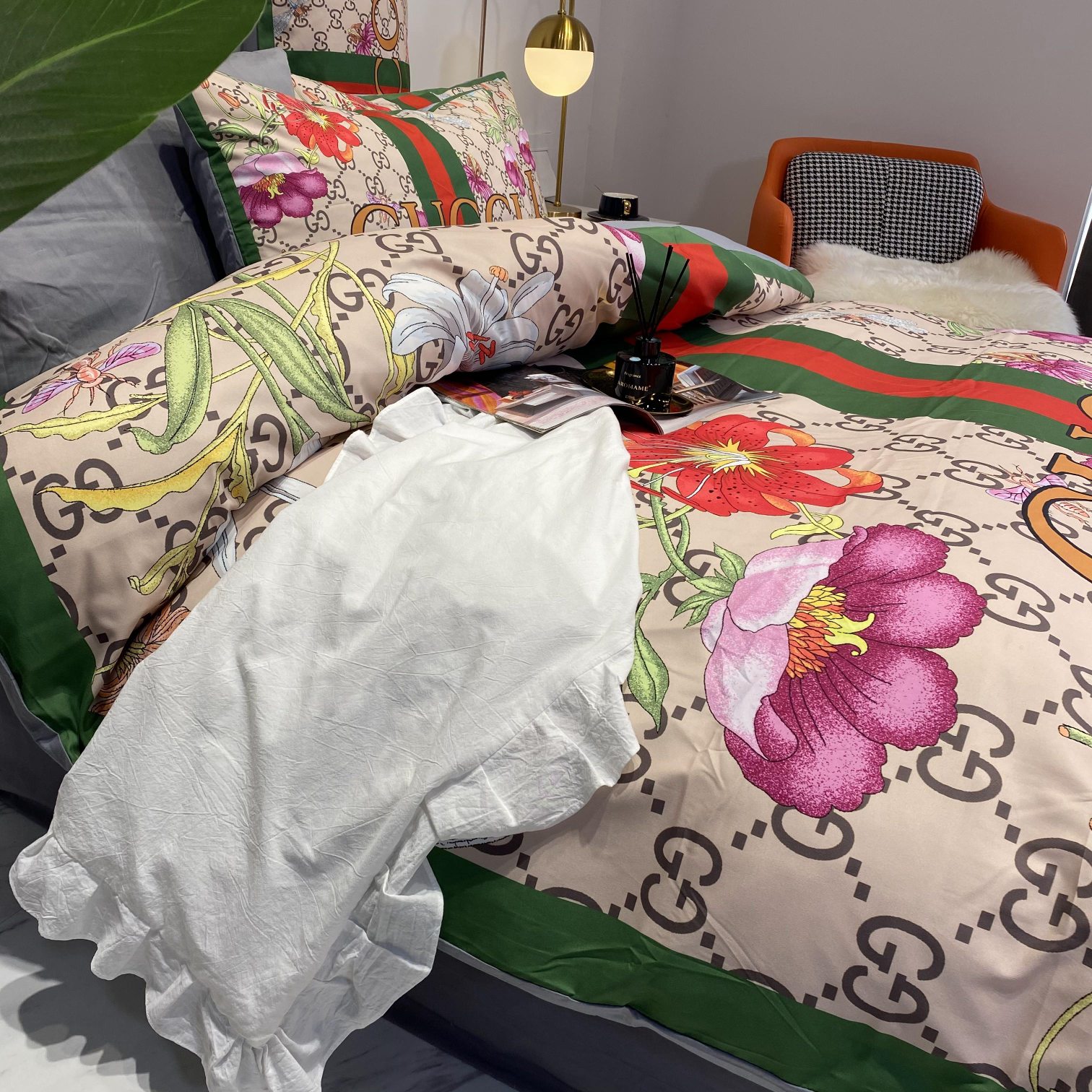 [TOP] GUCCI Cotton Flowers Printing Four-piece Set