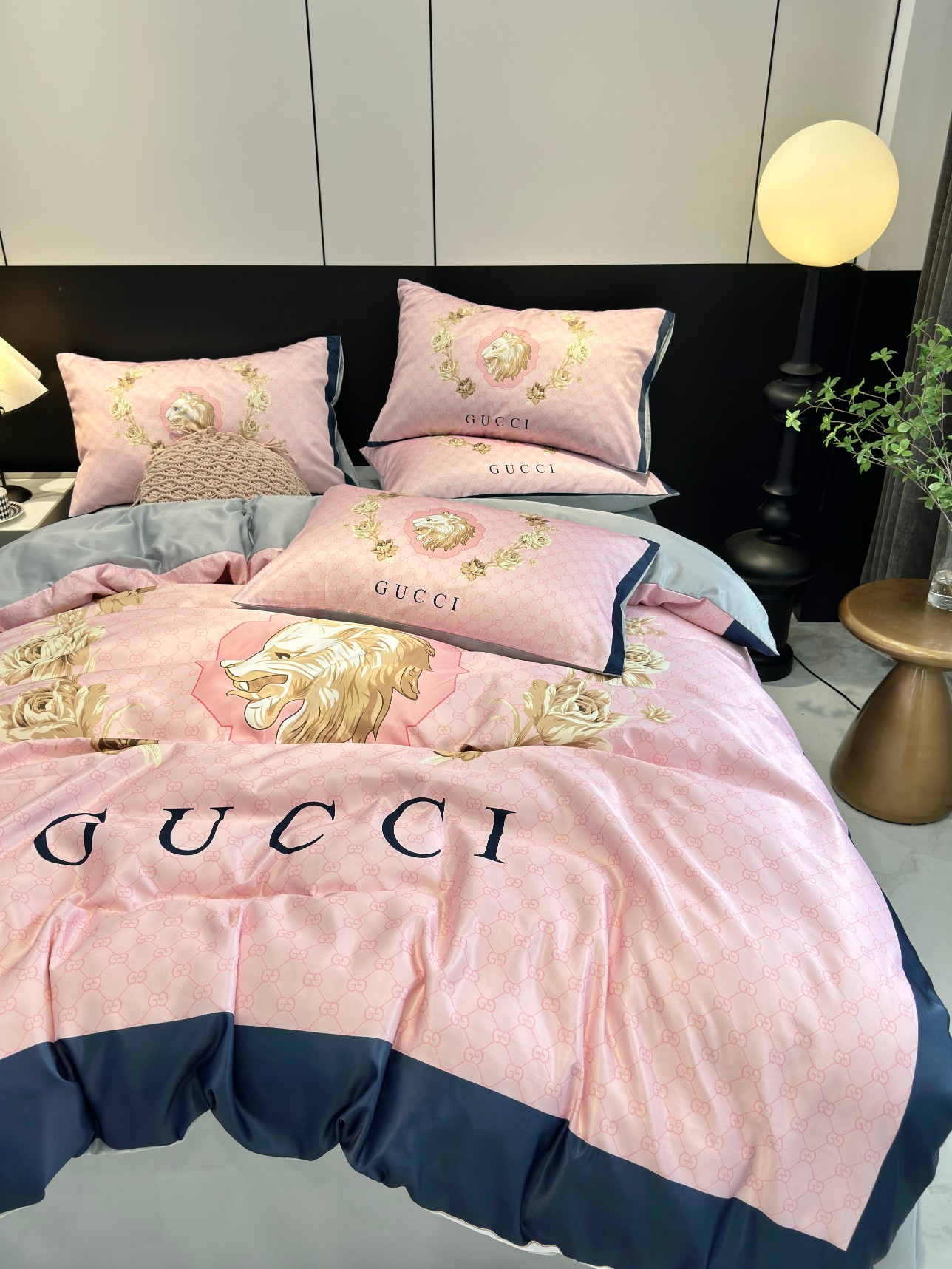 [TOP] GUCCI Washed Silk Printing Four-piece Set - Pink