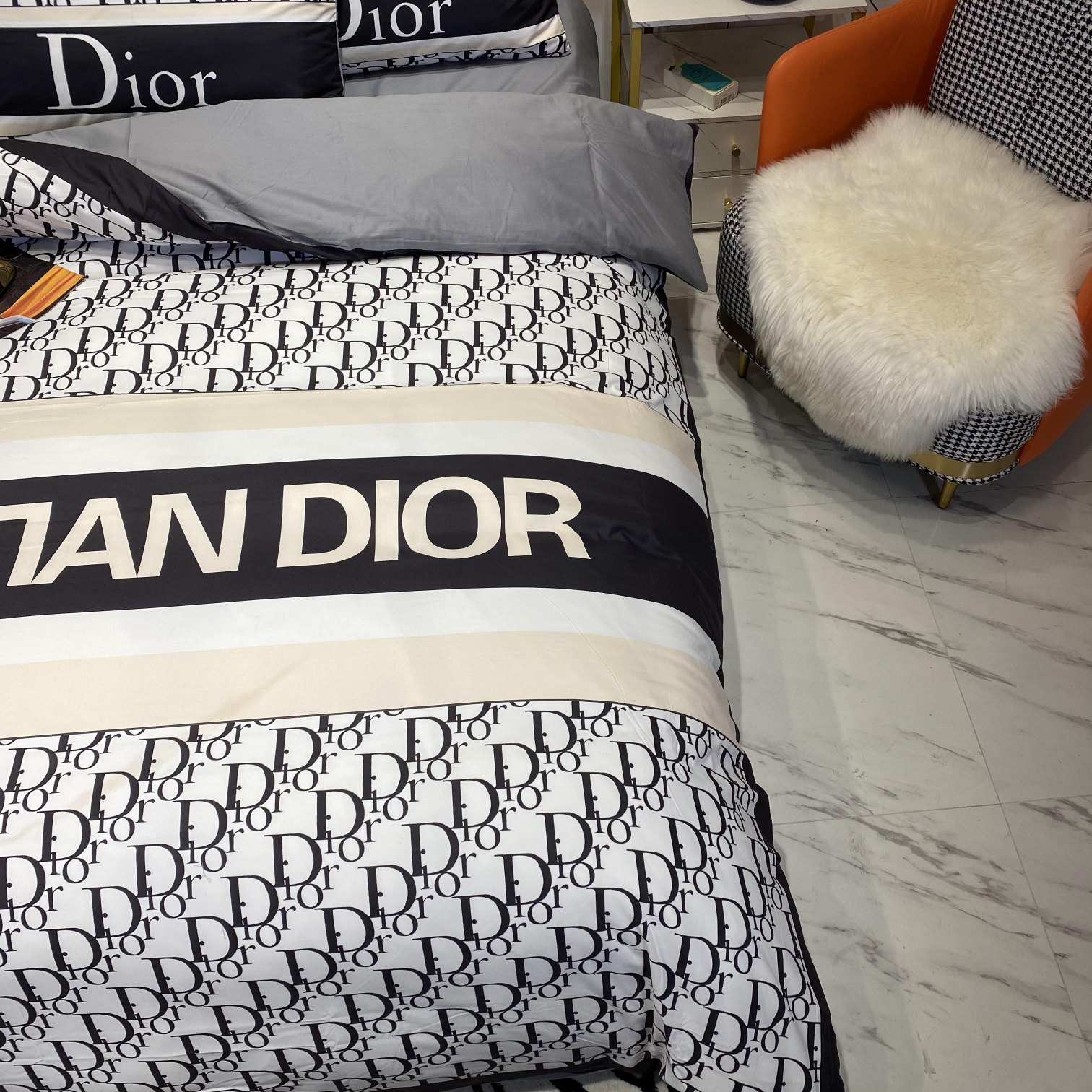 [TOP] Christian Dior Cotton Printing Four-piece Set